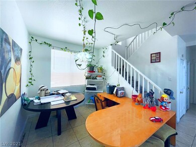 3407 Commendation Dr, Las Vegas, NV 89117 - photo 4