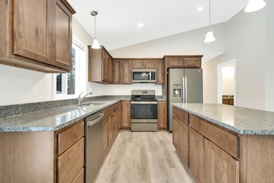 Plenty Of Cabinets Here