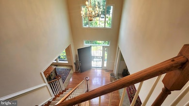 8506 Cedar Chase Dr, Clinton, MD 20735 - photo 3