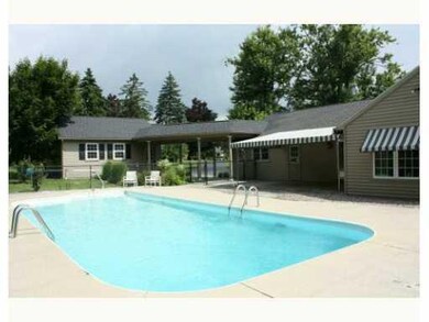 Swimming Pool/Hot Tub/Sauna