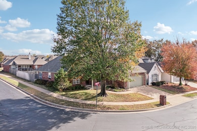 3309 N Gum Place, Broken Arrow, OK 74012 - photo 2