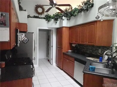 1283 E Rockefeller Ln, Hernando, FL 34442 - photo 4