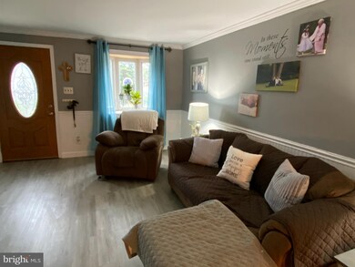 713 Grant Rd, Folcroft, PA 19032 - photo 5