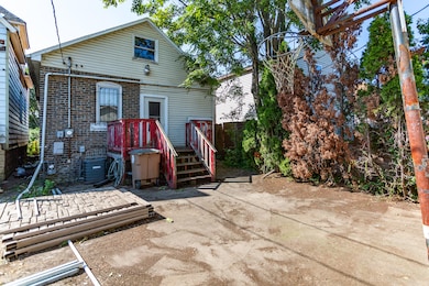 510 W 142nd St, East Chicago, IN 46312 - photo 7