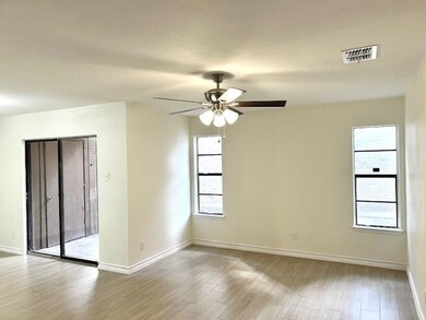 100 E Hillside Rd unit 120, Laredo, TX 78041 - photo 4