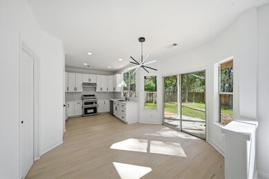 82 N Apple Springs Cir, Spring, TX 77382 - photo 6