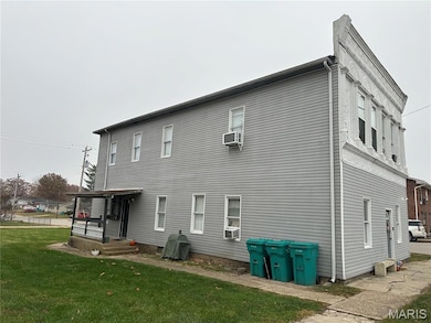 402 N 1st St, Owensville, MO 65066 - photo 2