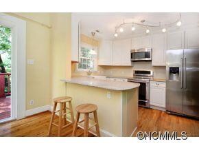 gorgeous kitchen