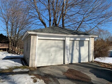 246 Dalton Ave, Pittsfield, MA 01201 - photo 7