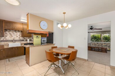 9254 N 18th Dr, Phoenix, AZ 85021 - photo 7