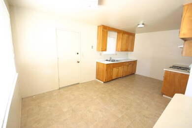 2565 Shasta View Dr, Redding, CA 96002 - photo 3