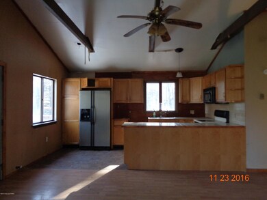 659 Dotters, Kunkletown, PA 18058 - photo 2