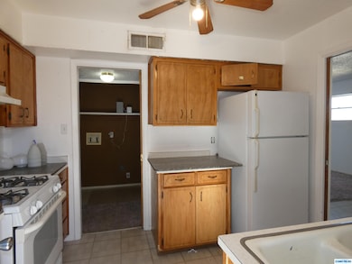 608 E 6th St, Lordsburg, NM 88045 - photo 6