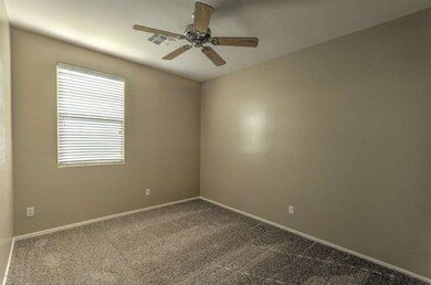 17671 W Lilac St-7