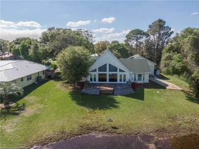 933 Lake Dr E, Lake Placid, FL 33852 - photo 2