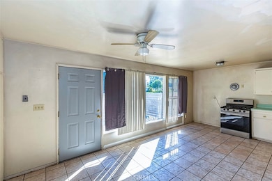 15011 La Mesa Dr, La Mirada, CA 90638 - photo 6