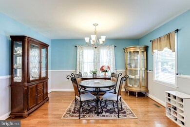 5524 Willys Ave, Halethorpe, MD 21227 - photo 4