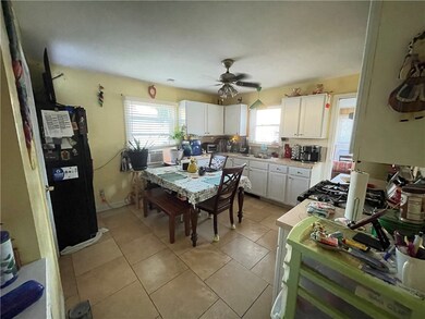 14 Lancashire St, Providence, RI 02908 - photo 6