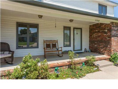 Sweeping front porch.