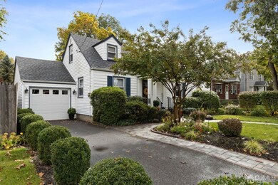 32 Upland Ave, Metuchen, NJ 08840 - photo 2