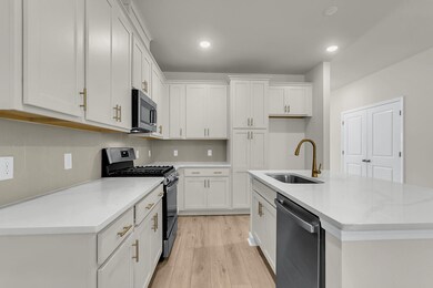 916 Dusk Dr, Summerville, SC 29486 - photo 5