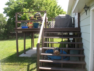 423 S Hamilton St, Powell, WY 82435 - photo 5