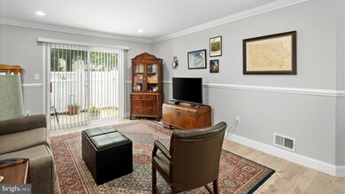 46 Mill Run W, Hightstown, NJ 08520 - photo 5