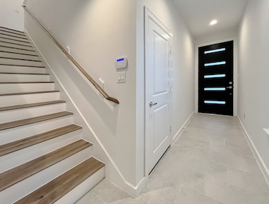 1111 Highland Ranch Ln, Houston, TX 77091 - photo 6