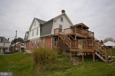 133 N Franklin St, Waynesboro, PA 17268 - photo 4