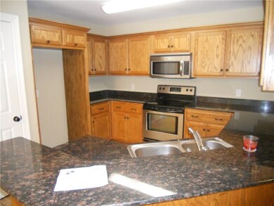 903 Carter Ct, Siloam Springs, AR 72761 - photo 3