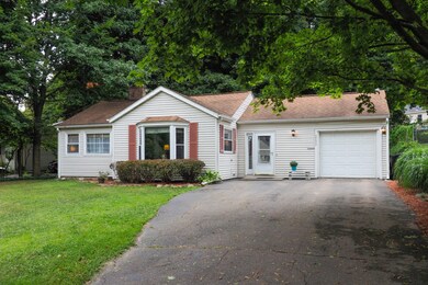 2922 Broadway Ave-102