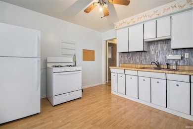 716 Fairway St, South Bend, IN 46619 - photo 4