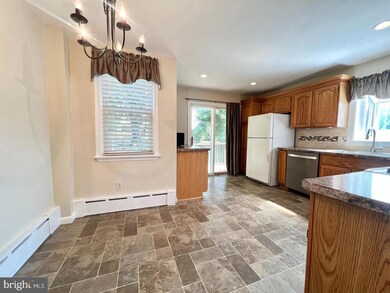 3999 Vernon Rd, Drexel Hill, PA 19026 - photo 7