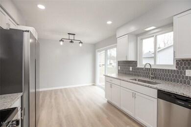 3834 Cambridge Ave, Lorain, OH 44053 - photo 7