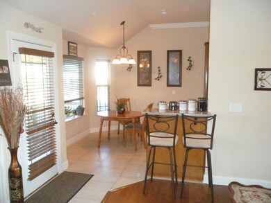 Eat-In Kitchen