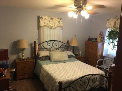 40 Washington St, Blackstone, MA 01504 - photo 5