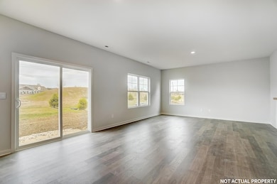 1 Undecorated living room
