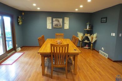 34 Prospect St SW, Le Mars, IA 51031 - photo 7