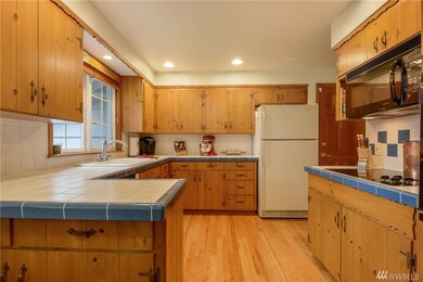 1004 Corona Dr, Fircrest, WA 98466 - photo 7