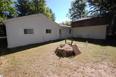 2271 Oak Trail 1, West Branch, MI 48661 - photo 4