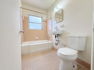 530 58th St, West Palm Beach, FL 33407 - photo 4