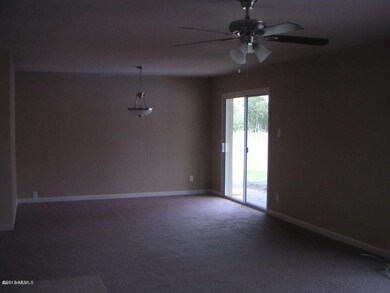 La Corta--living room
