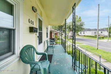 608 S 14th