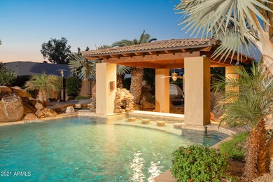 Swim Up Bar