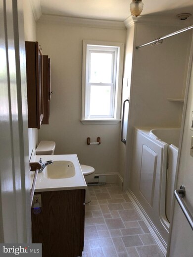 106 E 6th St, Red Hill, PA 18076 - photo 4