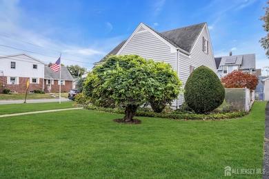 143 Safran Ave, Edison, NJ 08837 - photo 3