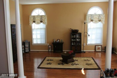 8964 Scott St, Springfield, VA 22153 - photo 4