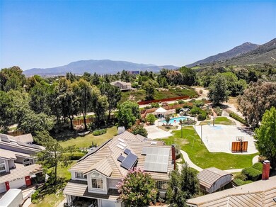 45798 Creekside Way, Temecula, CA 92592 - photo 4