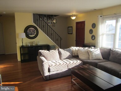 3141 Birch Cir E, Whitehall, PA 18052 - photo 2