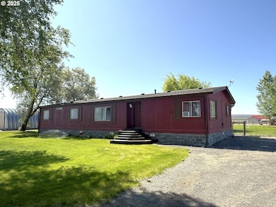 87932 Pinion Ln, Christmas Valley, OR 97641 - photo 2